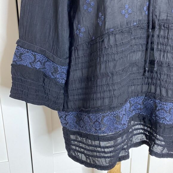 Johnny Was Embroidered Sheer Tunic Top Small - Picture 2 of 5